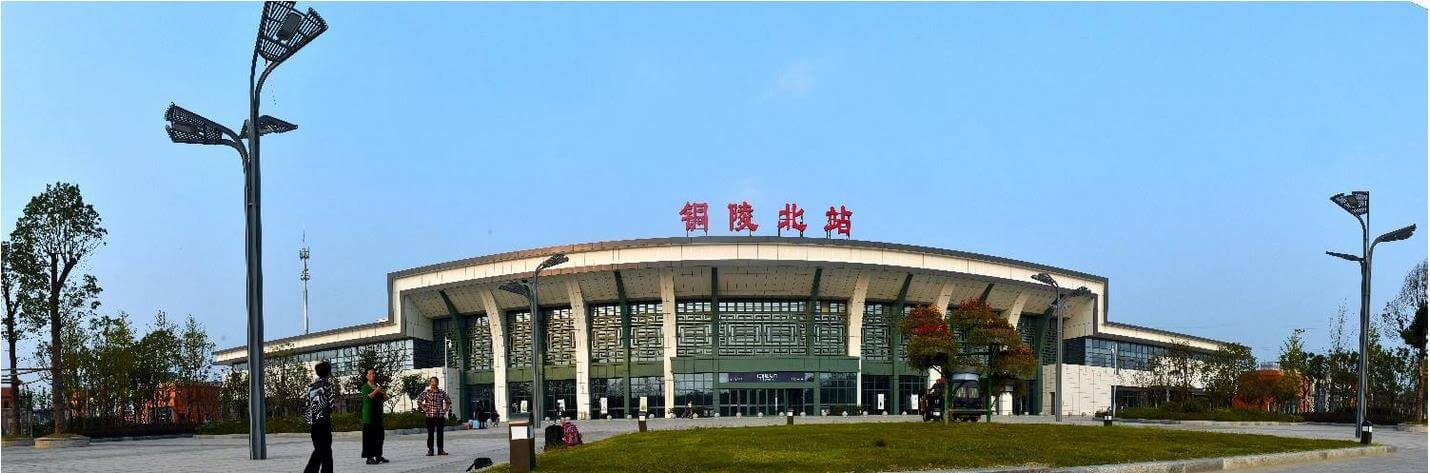 乘车上九华山